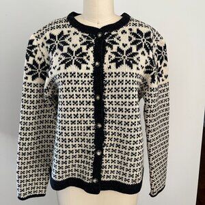 Point Zero Nicole Benisti Women's 100% Wool Cardigan Snowflakes Button-Up M
